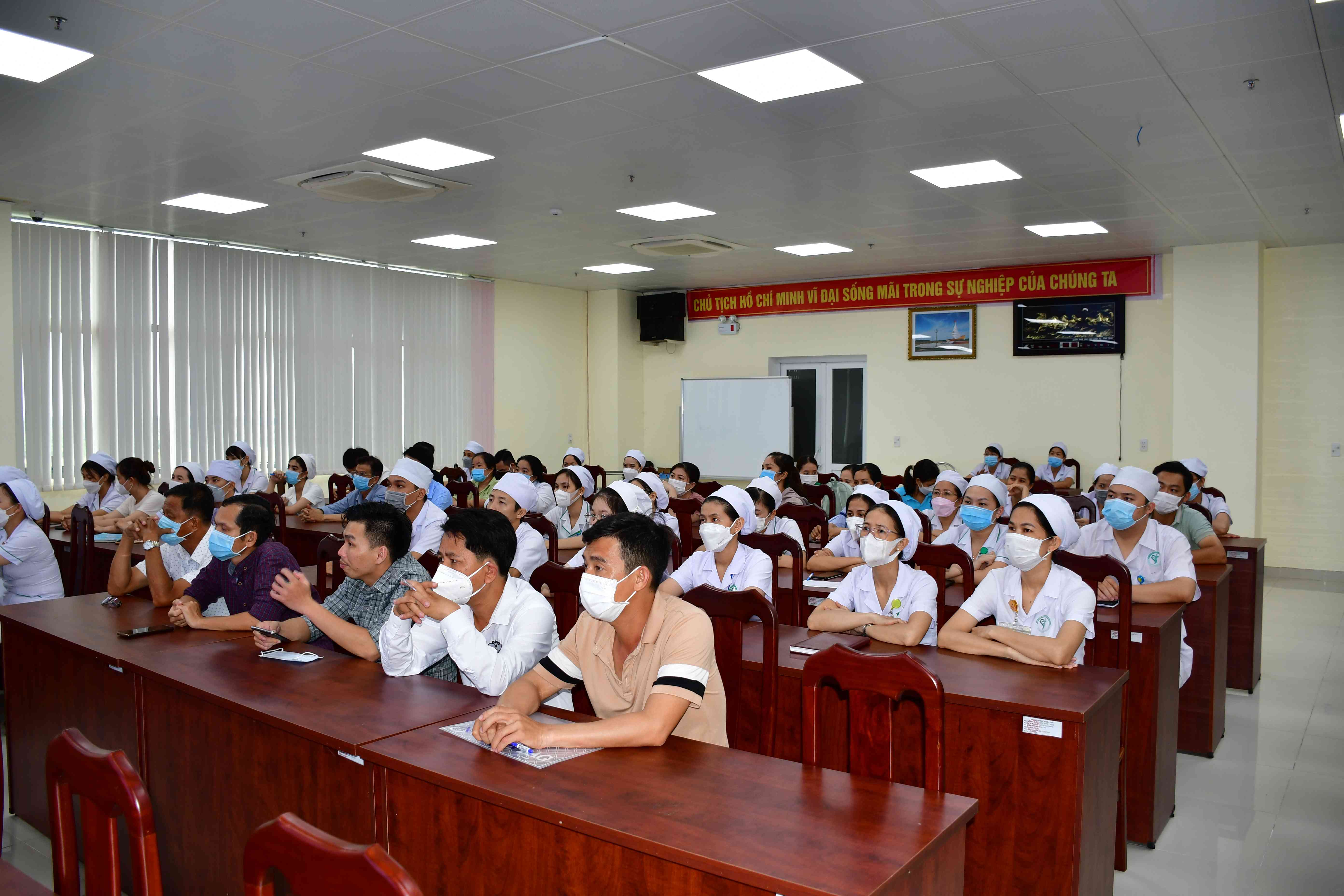 SINH HOẠT CHUYÊN ĐỀ ĐIỀU DƯỠNG THÁNG 4