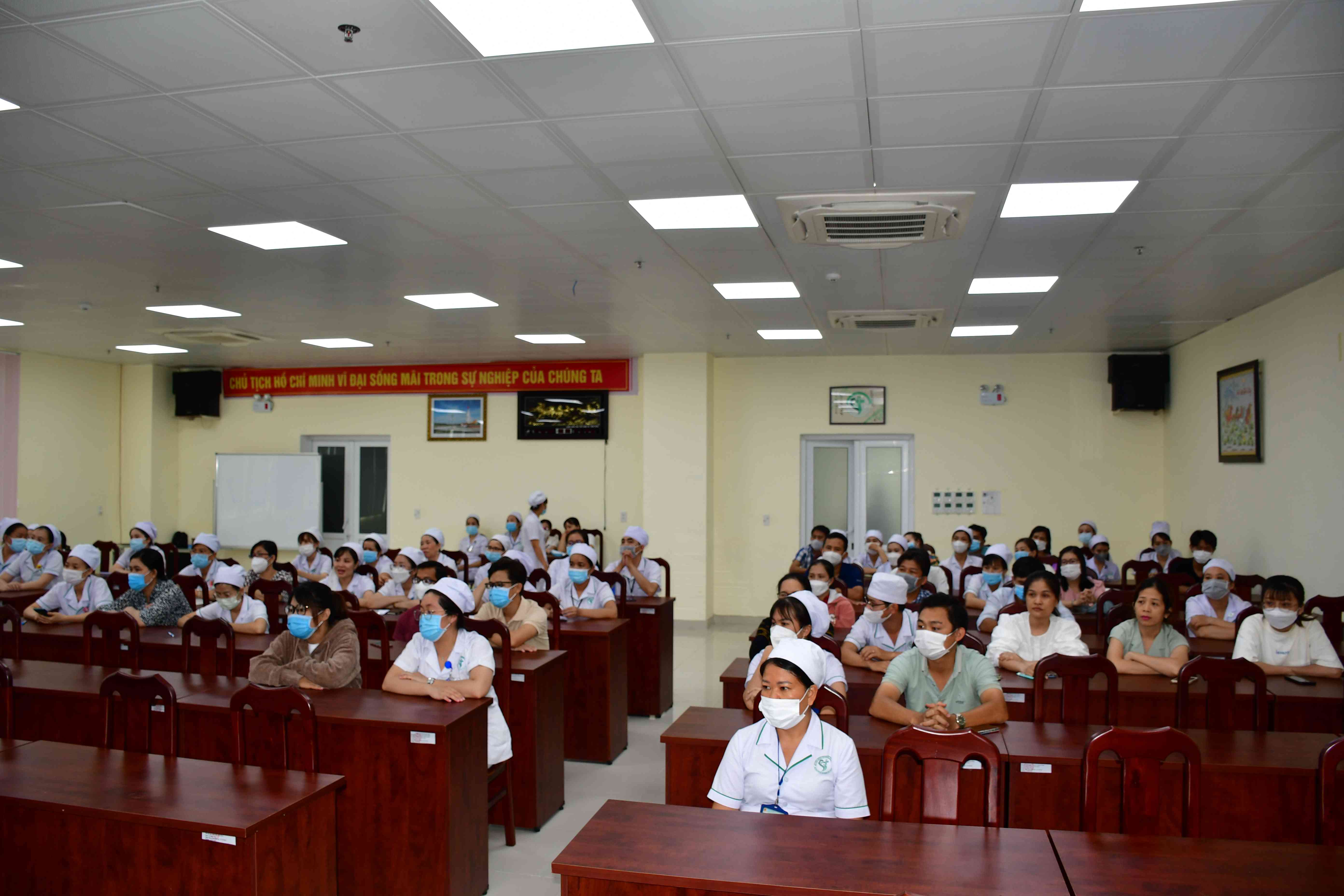 SINH HOẠT CHUYÊN ĐỀ ĐIỀU DƯỠNG THÁNG 04