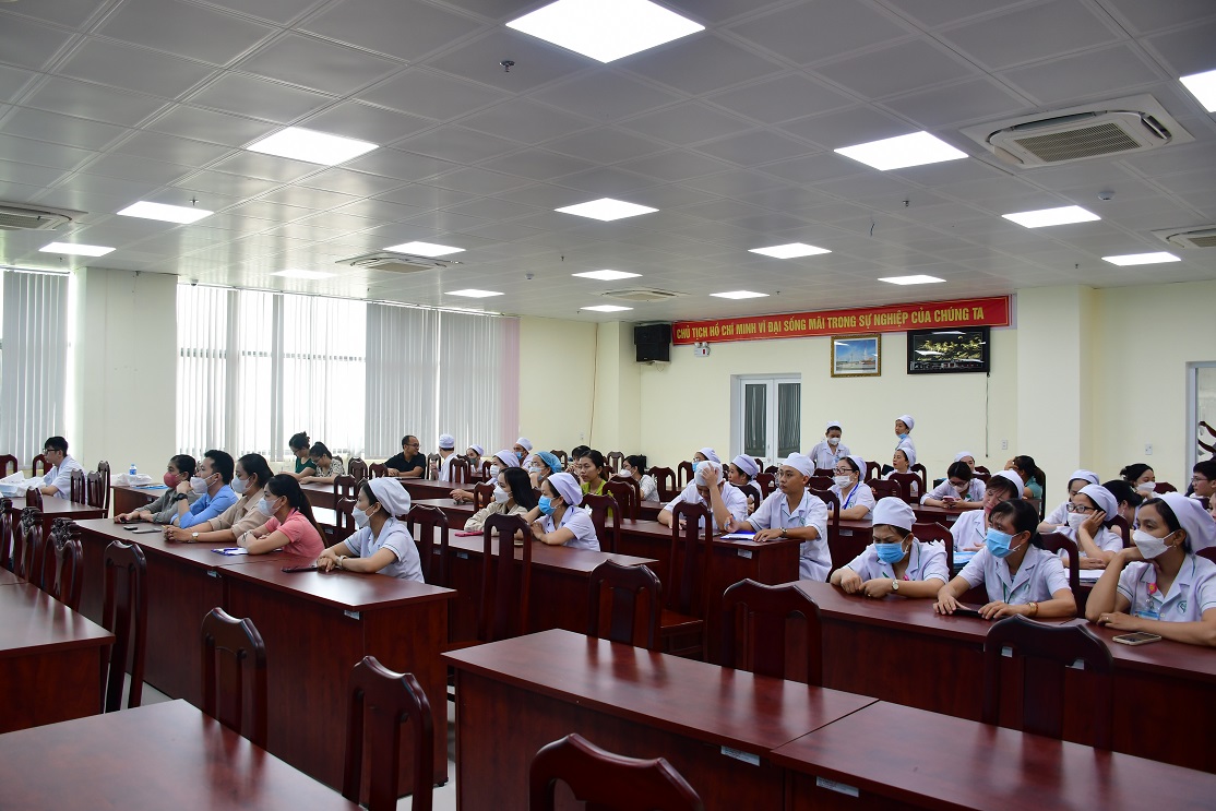 SINH HOẠT KHOA HỌC KỸ THUẬT THÁNG 11