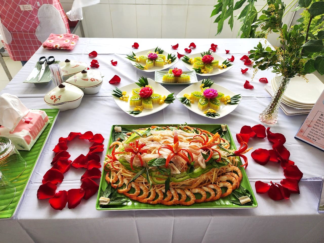 HỘI THI KHÉO TAY TRANG TRÍ TIỆC BUFFET MỪNG 8/3