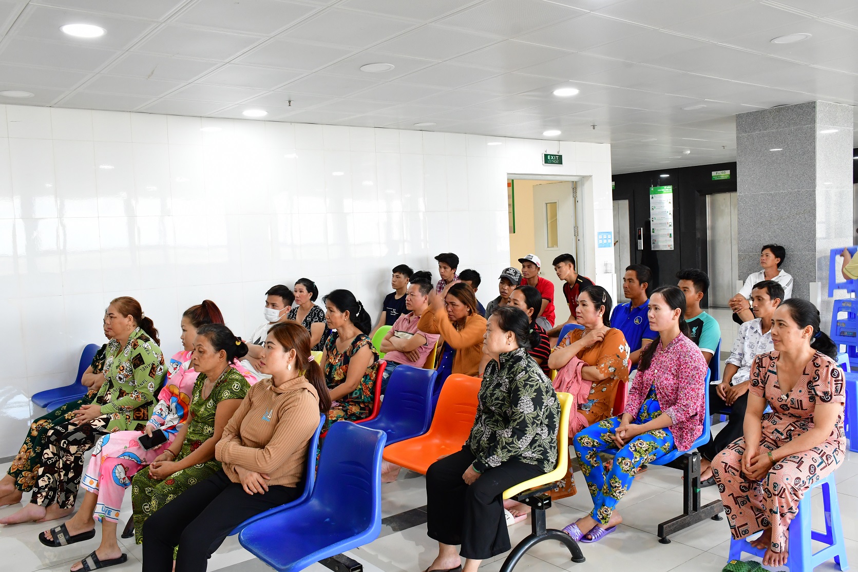 HƯỚNG DẪN CHĂM SÓC VÀ TƯ VẤN BÀ MẸ SAU SINH