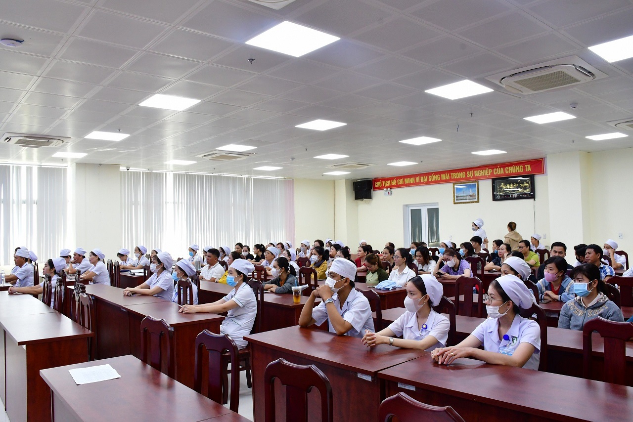 SINH HOẠT CHUYÊN ĐỀ ĐIỀU DƯỠNG THÁNG 04/2024