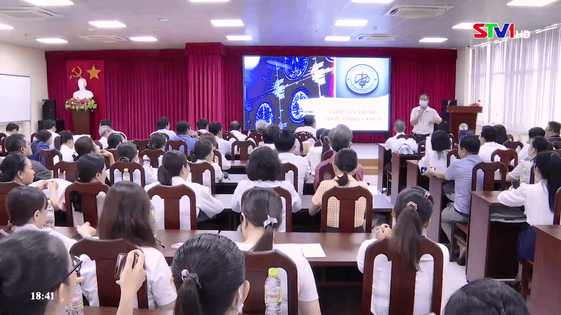 BẢN TIN STV: TẬP HUẤN “ỨNG DỤNG CHATGPT TRONG Y KHOA”